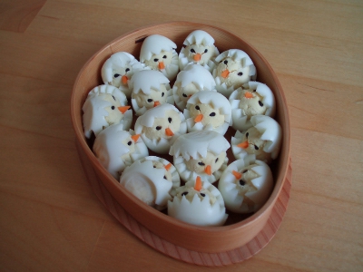 Character Bento Chicks.JPG